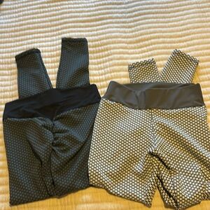 Booty enhancing leggings size Medium